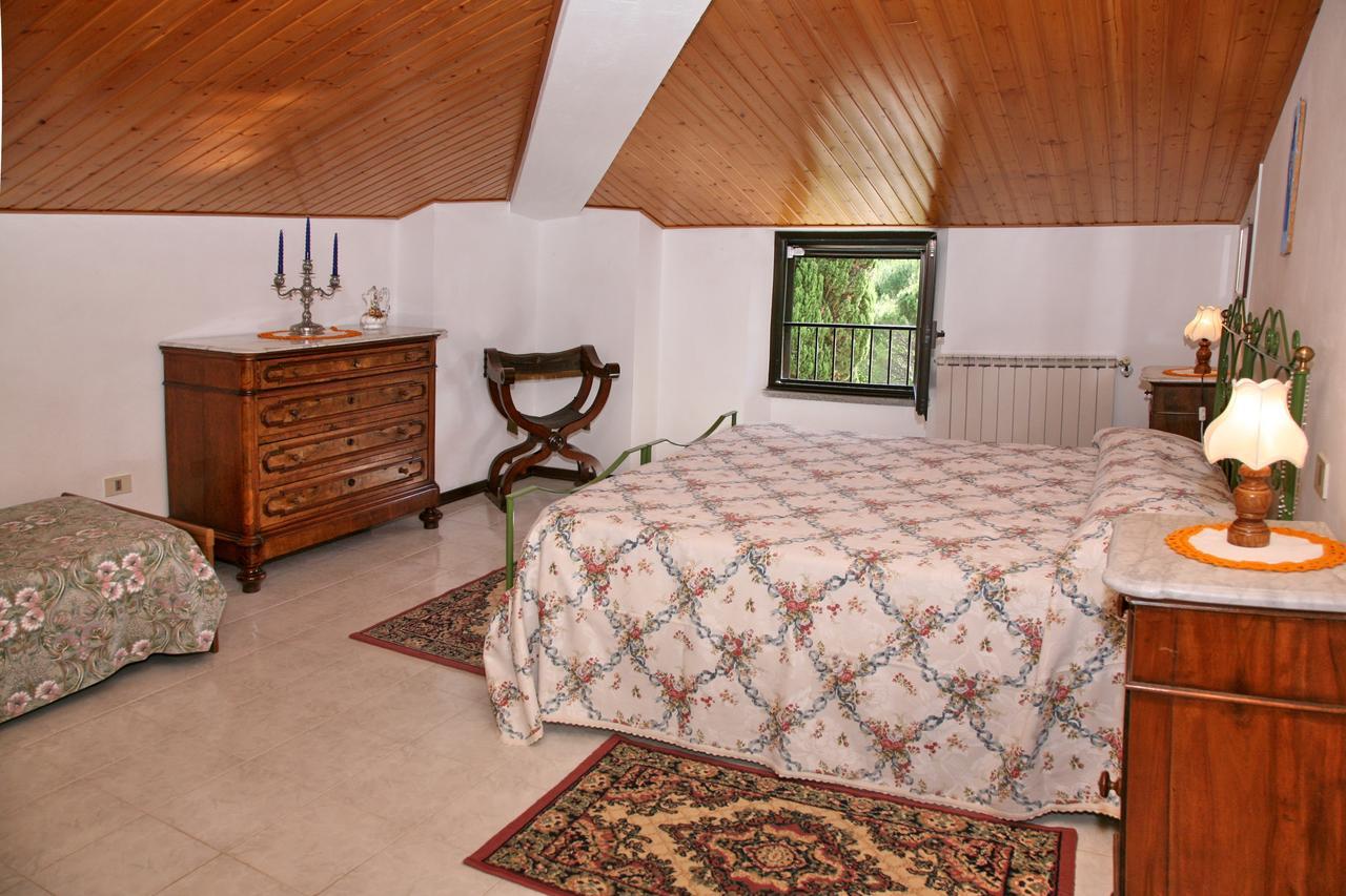 Agriturismo Villa Mozart Nel Verde Gubbio Kültér fotó