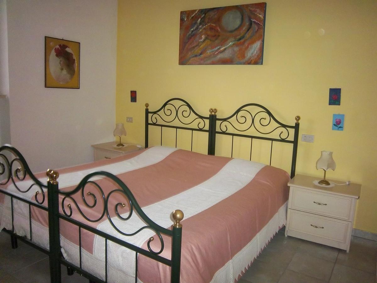 Agriturismo Villa Mozart Nel Verde Gubbio Kültér fotó