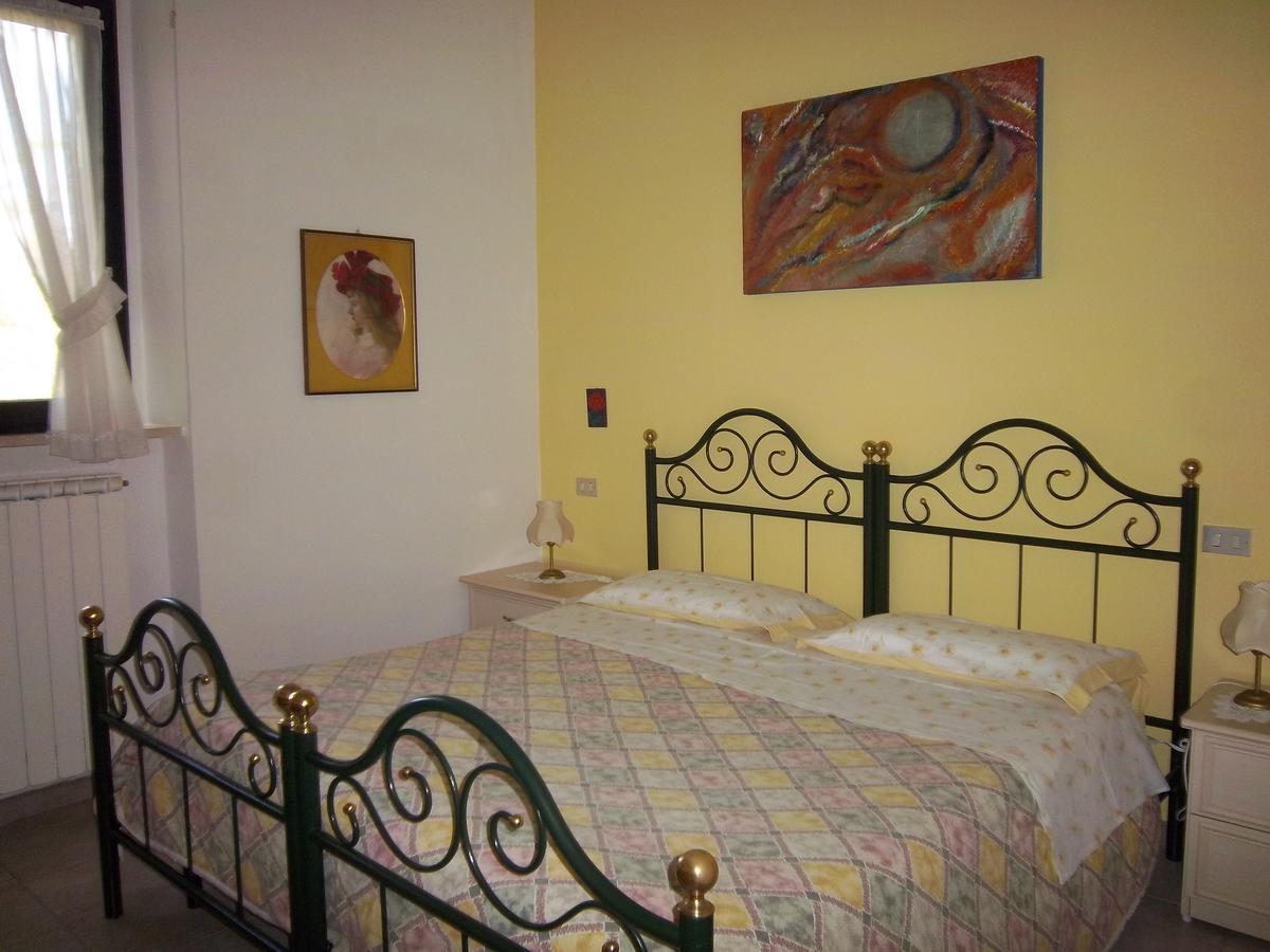 Agriturismo Villa Mozart Nel Verde Gubbio Kültér fotó