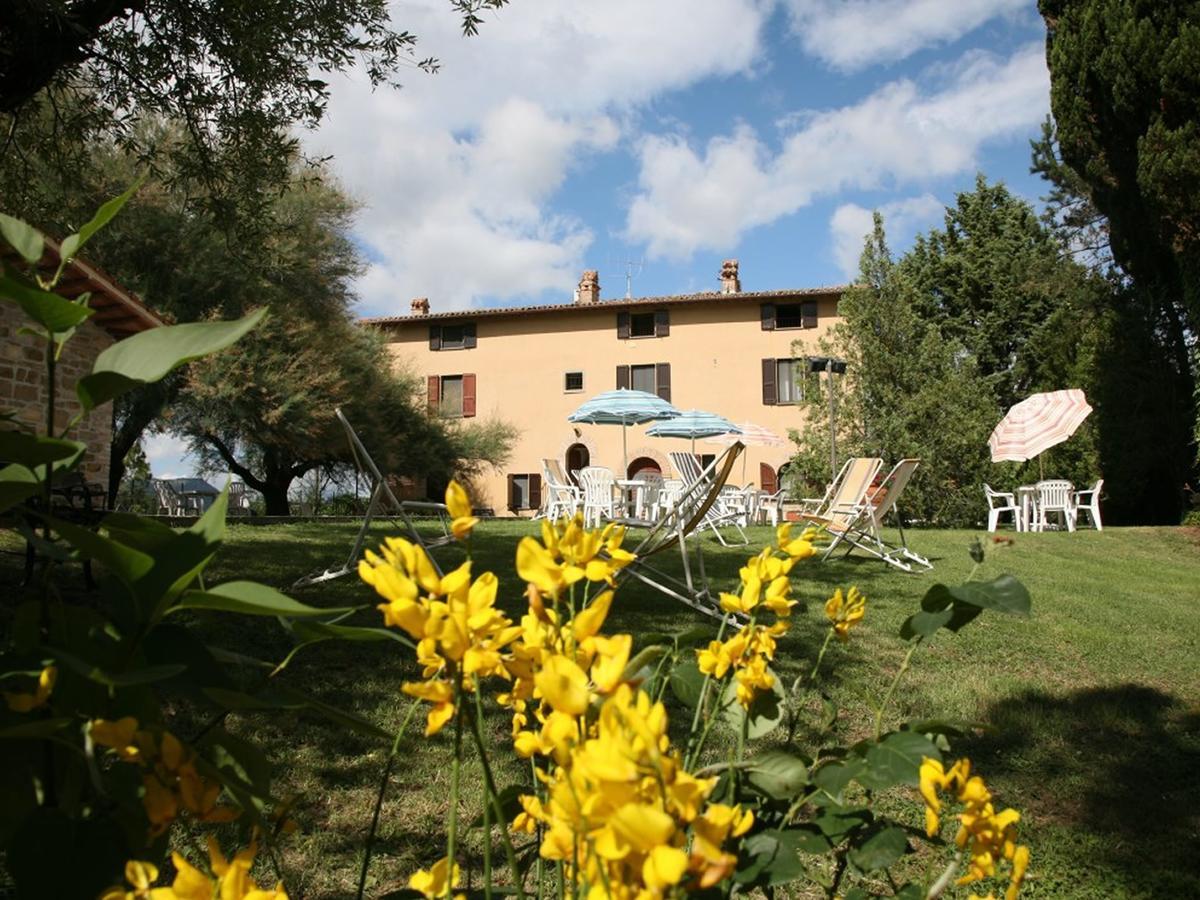 Agriturismo Villa Mozart Nel Verde Gubbio Kültér fotó