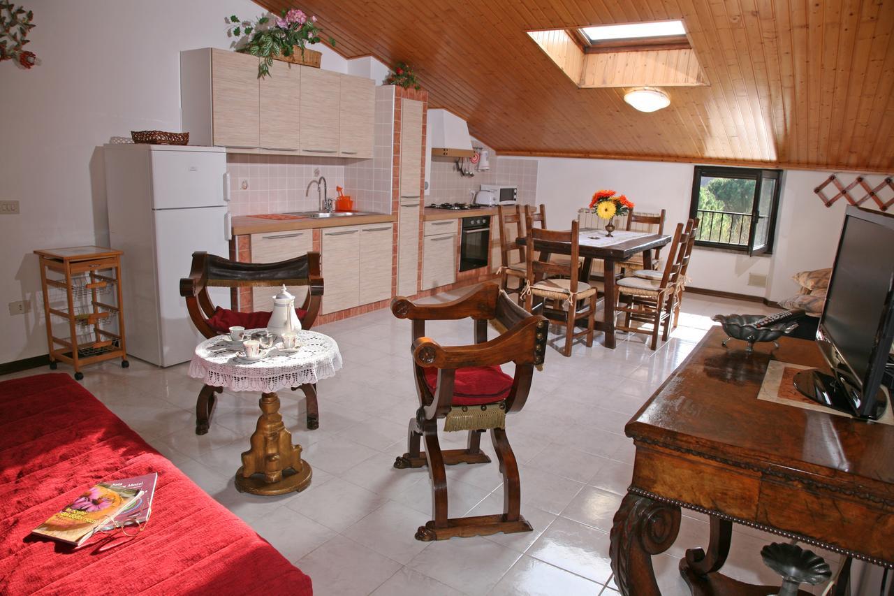 Agriturismo Villa Mozart Nel Verde Gubbio Kültér fotó