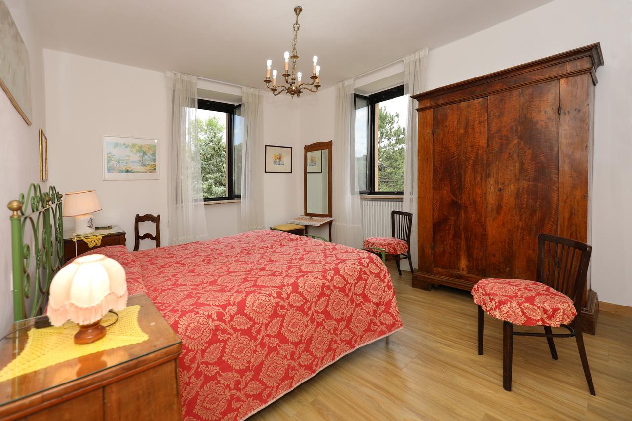 Agriturismo Villa Mozart Nel Verde Gubbio Kültér fotó