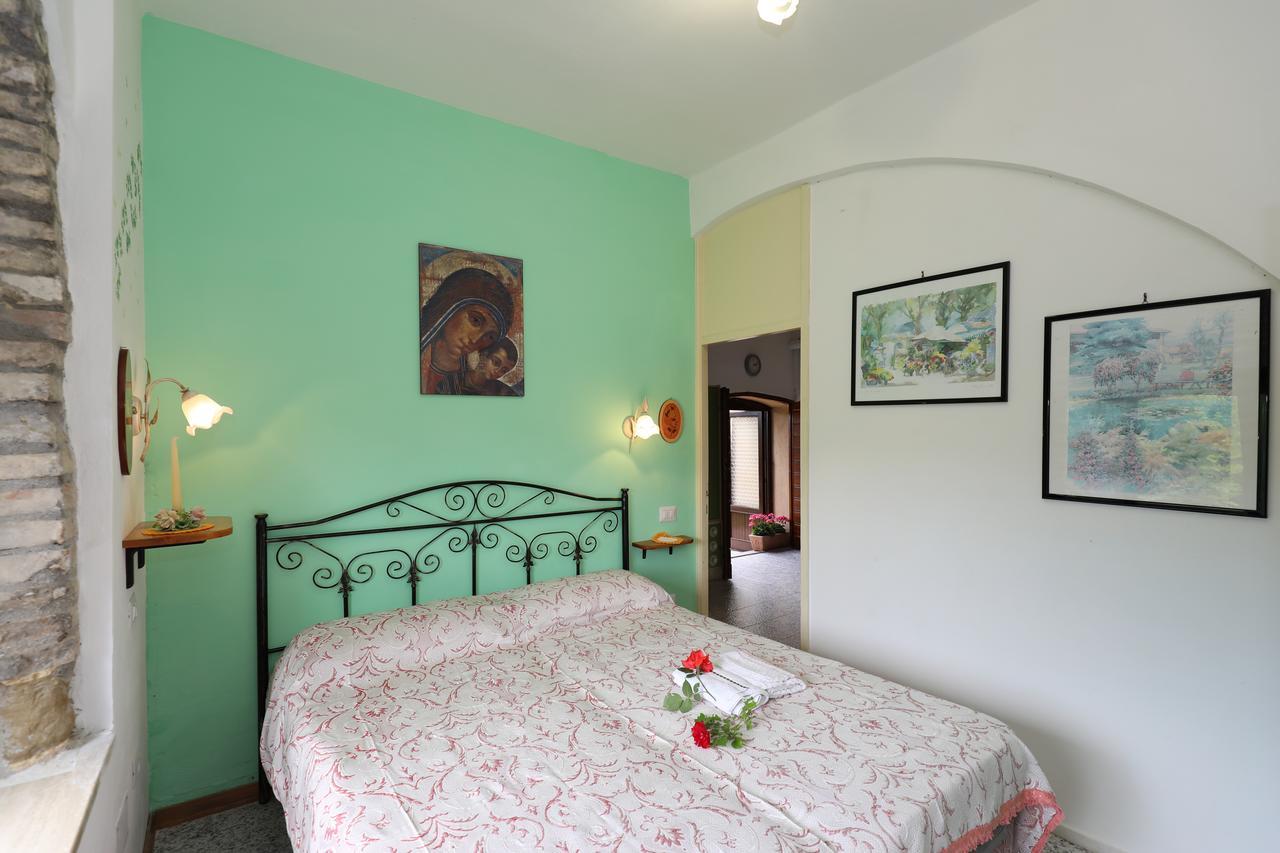 Agriturismo Villa Mozart Nel Verde Gubbio Kültér fotó