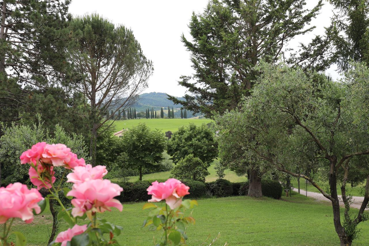 Agriturismo Villa Mozart Nel Verde Gubbio Kültér fotó