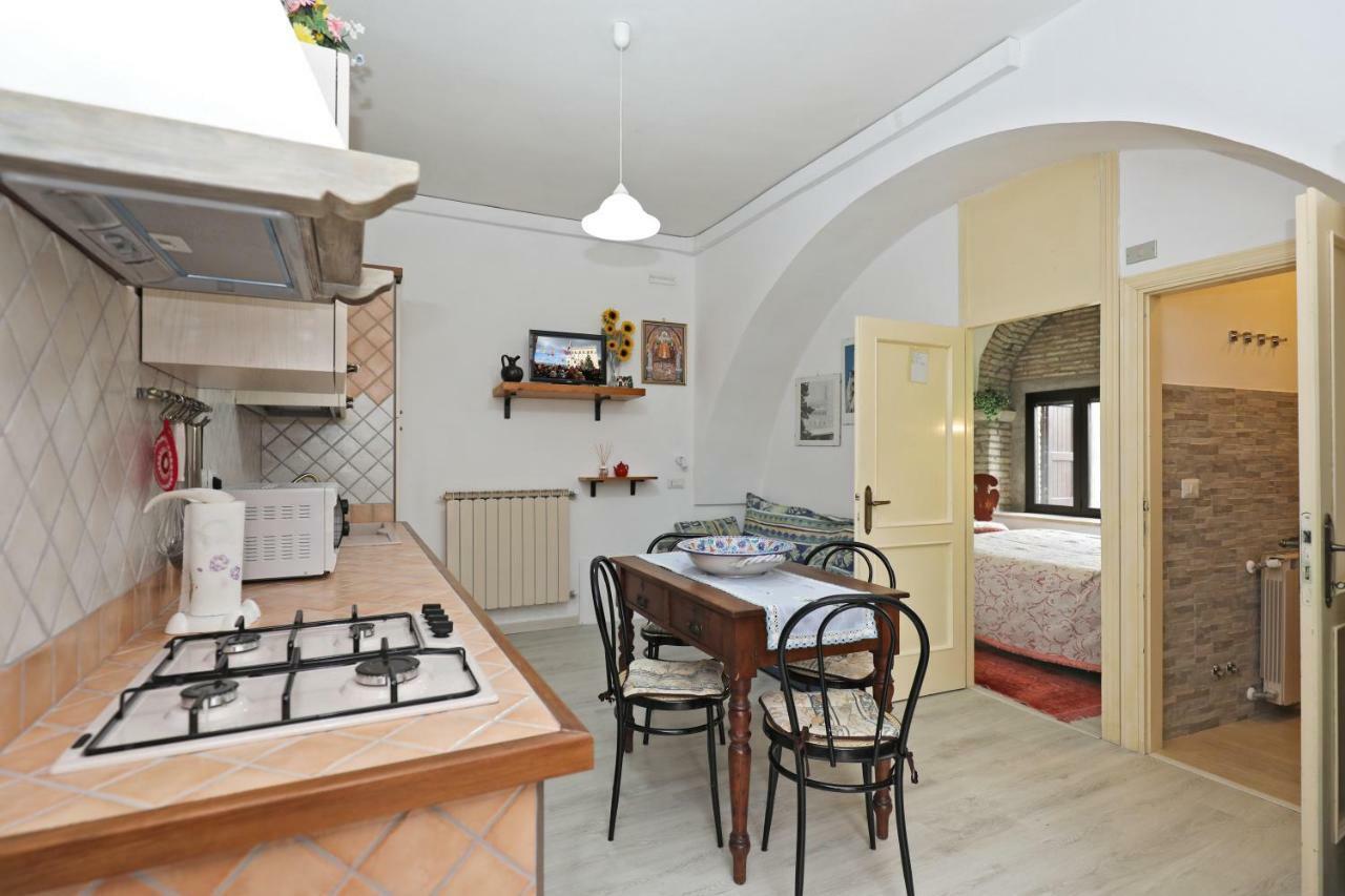 Agriturismo Villa Mozart Nel Verde Gubbio Kültér fotó